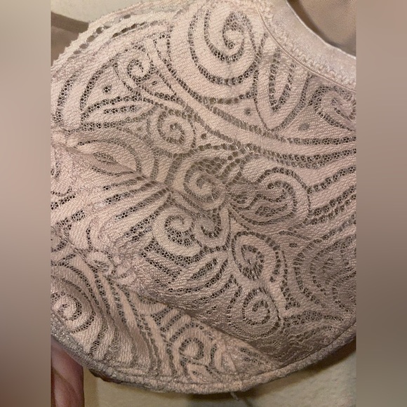 Tan Chantelle Unlined Demi Bra - Picture 3 of 5